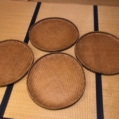 梅干用のでっかいザル　4枚　無料での画像