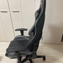 ゲーミングチェアの画像