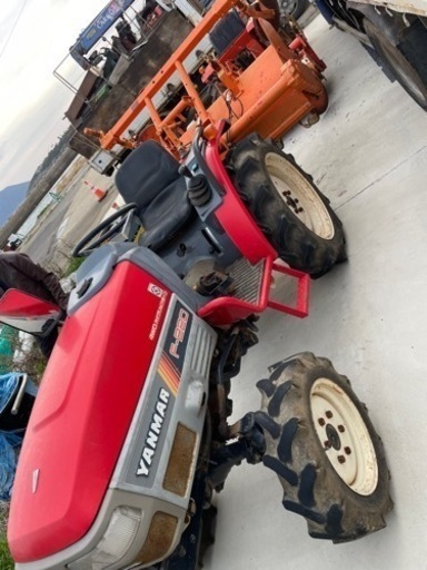 中古　トラクター