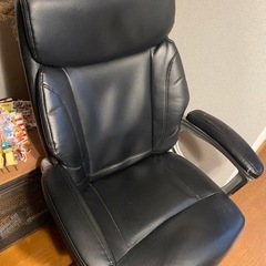 (決定致しました)ニトリ　社長イス　黒