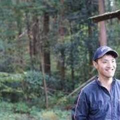 北海道大スター松山千春さんお楽器を弾けるかたを探しております。 - 印西市