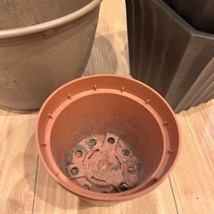 植木鉢4個の画像