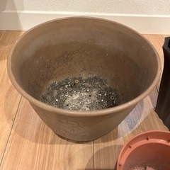 植木鉢4個の画像