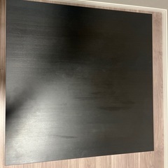 引取り限定67×67cm IKEAダイニングテーブル