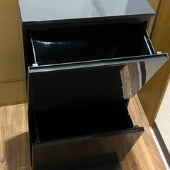 ゴミ箱 分別 スリム 縦型 2段 おしゃれ キッチン ふた付き 2分別 大容量 ワゴン 40L ダストボックス リビング ペダル ごみ箱 足踏み タオルラック 新生活 【 アスベル ASVEL 分別 ペダル 2段 ワイド 40L EC】の画像