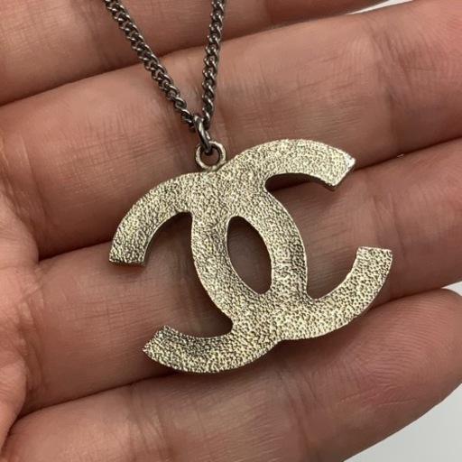売り切れました。CHANEL シャネル　ココマーク　ラインストーン　ネックレス　箱　B15S
