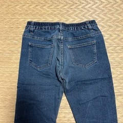女児150 ジーンズ　ストレッチ素材　美品の画像