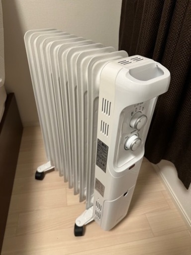 令和4年製 オイルヒーター 8畳用 美品 アイリスオーヤマ