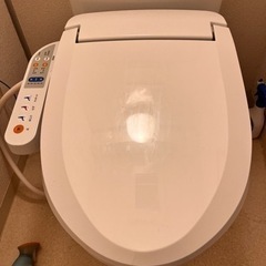 2/8まで！ウォシュレット　温水洗浄便座