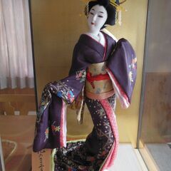 木目込み人形（ケース付き）