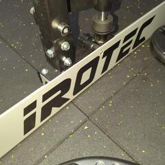 パーソナルジム開業セット(3Dスミス・ONI自走式トレッドミル)の画像