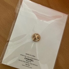 CHANEL　ノベルティ　ピンバッチの画像