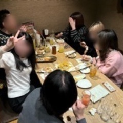 (超豪華‼️旅行券が当たる✈️＋超爆安‼️ワンコイン500円‼️)【2月17日(土)19時30分〜梅田駅】週末は超爆安‼️飲み会でお友達・ご縁作り‼️【超絶品‼️餃子、唐揚げなど9品＋お酒飲み放題つきで超爆安‼️ワンコイン500円‼️】20,30,40代飲み会🍻(男性はイベント3日前申込みで5,400円) - パーティー