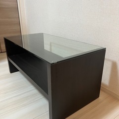【美品】ガラスローテーブル　モダン