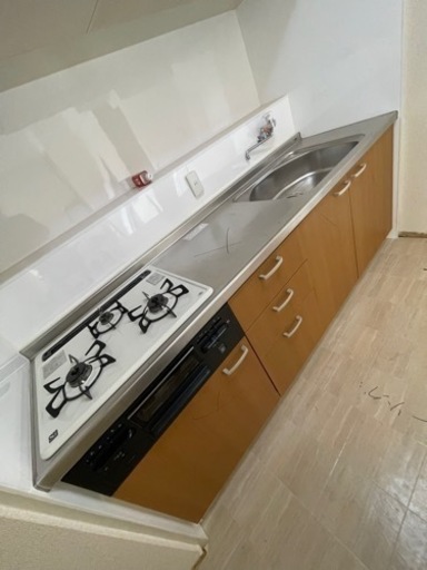 キッチン　2100✖️600 高さ840