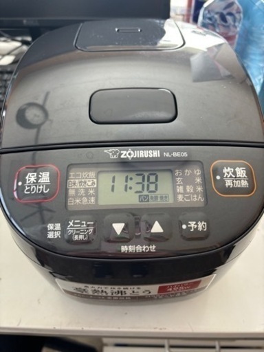 ZOJIRUSHI☆象印☆NL-BE05☆3合炊き☆2023年製☆美品
