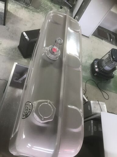 【中古品 直接引取限定(新潟市南区)】★☆サンダイヤ 灯油ホームタンク(１９８ℓ) KS3-200 防油堤付き！！☆★現状渡し