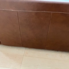 【取引中】unico TERRA レザー　ソファ　キャメル　3人　本革　フェザー　ソファーの画像