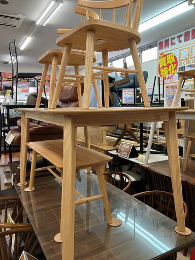 ?サン?ダイニングセット?4点?テーブル?チェア?ベンチ? No.240 ※現金、クレジット、スマホ決済対応※