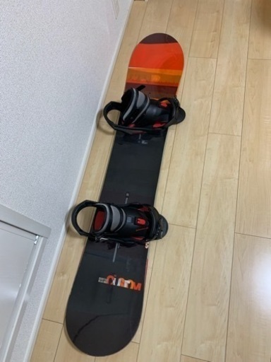 スノーボード 【BURTON EST】