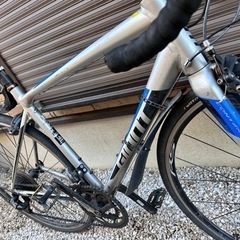 GIANT　ジャイアント　コンテンド　ロードバイクの画像