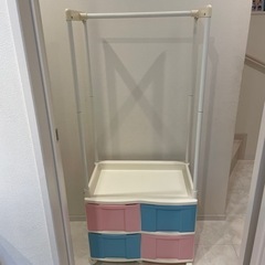 美品　ハンガーラック　子供用