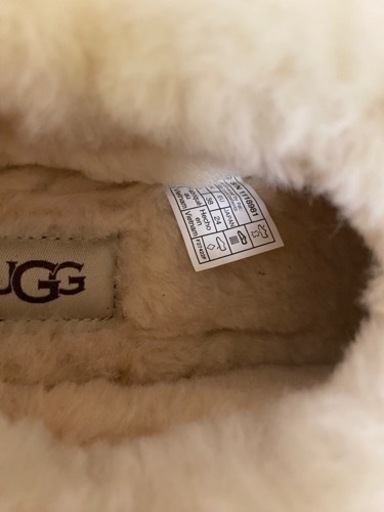 新品　UGG スリッパ　ルームシューズ　1足