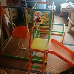 アンパンマンジャングルジムブランコ滑り台付き
