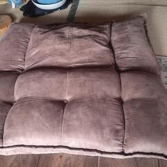 ○ソファー的座椅子です🎵(^-^)の画像