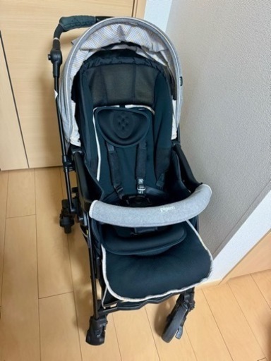 A型ベビーカー　Pigeon アカチャンホンポ　ランフィリノン