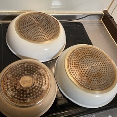 IH対応　アイリスオーヤマ　フライパン　3つの画像