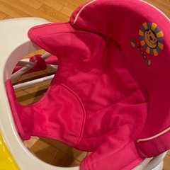 ベビー歩行器の画像