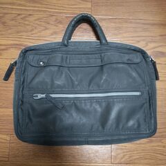 吉田カバン　ラゲッジレーベル　ビジネスバッグ（使用感あり）