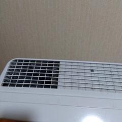 空気清浄機 TOSHIBA CAF-H3の画像