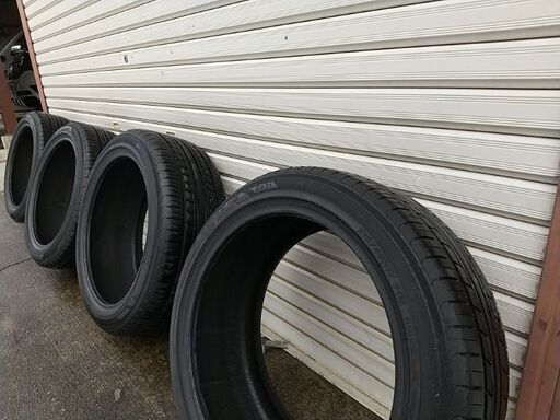 215/45r17国産タイヤ2021年製4本