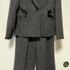 レディース スーツ (Mサイズ)商談中の画像