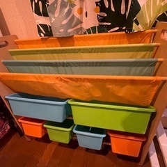 子供の収納棚