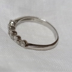 【最終価格】Pt900 ダイヤモンド5粒 0.3ct サイズ10号の画像