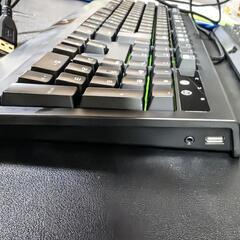 razer ゲーミングキーボードの画像