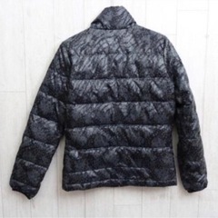 プーマ　ダウンジャケット　サイズS　黒　ナイロンジャンパー　レディース　長袖の画像