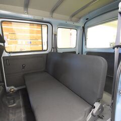 【売約済】ハイゼットカーゴ クルーズターボＳＡＩＩＩ 5速MT　ＥＴＣ　ＬＥＤヘッドライト　アイドリングストップ　スマートアシストＩＩＩ　ビジネスパッケージ　車検Ｒ７年１１月まで　ワンオーナー　走行４．３万キロ台　スタットレスタイヤ　ターボ車の画像