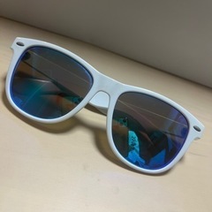 サングラス ホワイト ミラー レンズ　中古品