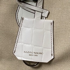★新品★ ハンドバッグ／カズヨナカノ・ベージュ系・新品・日本製の画像