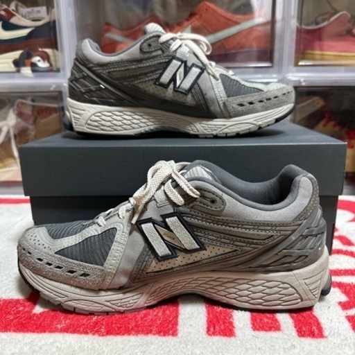 美品　New BalanceニューバランスM1906RGN／27.5