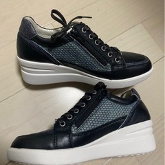 レザースニーカー　厚底　🌟新品未使用🌟23cm【36】の画像