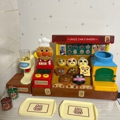 アンパンマン　ジャムおじさんのやきたてパン工場