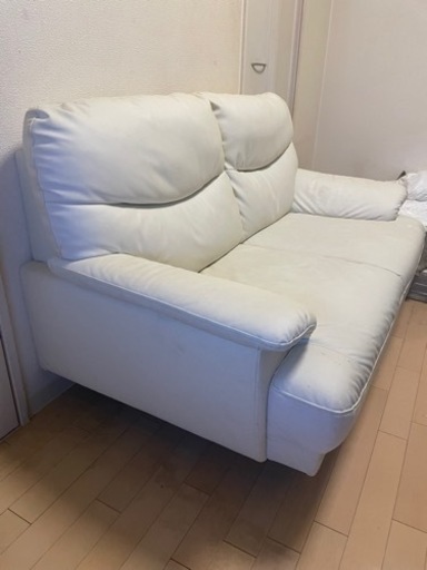 傷に強い　ニトリのソファ