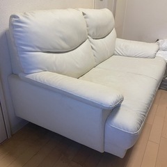 傷に強い　ニトリのソファ