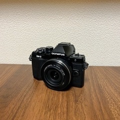 OLYMPUS OM-D em10 MarkII レンズキット