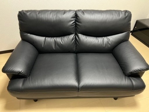 ニトリ 傷・汚れに強い合成皮革 2人用ソファ